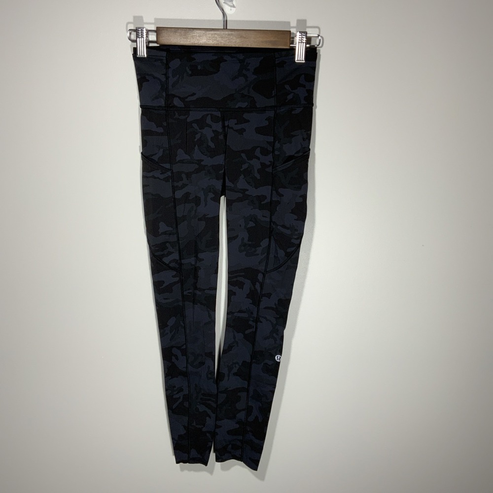 Lululemon Fast and Free Crop II Nulux Camo Multi Grey Size 4
